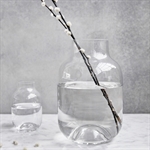 House Doctor vase shaped grå højde 14 cm med grene - Tinashjem